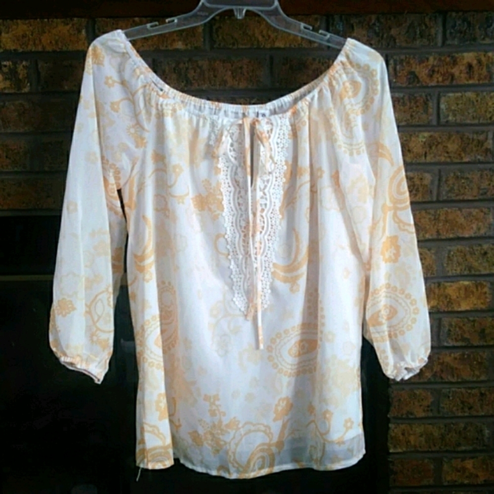 NWT Order plus cream yellow chiffon paisley top
